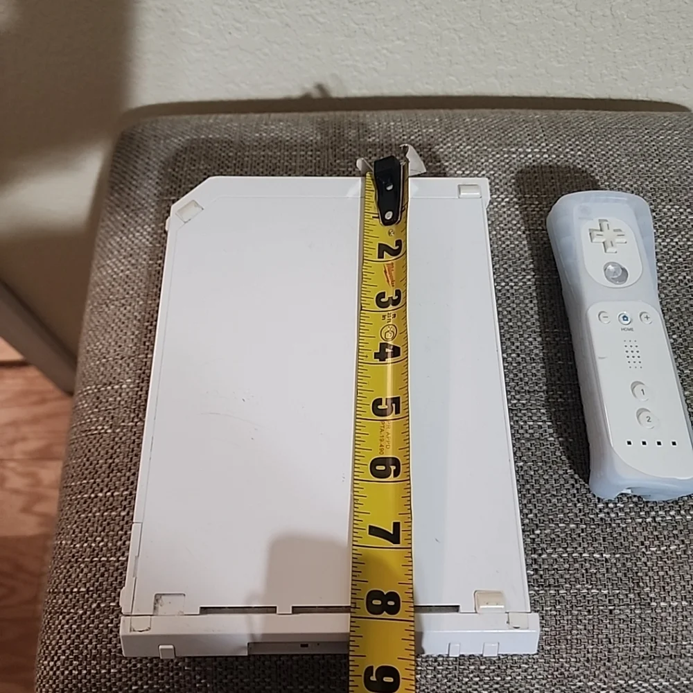 Nintendo WII Home Console With A WII Remote Controller For Parts Or Repair